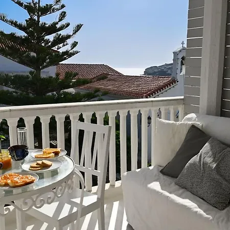Prázdninový dům Sunrise Getaway W Sea Views *