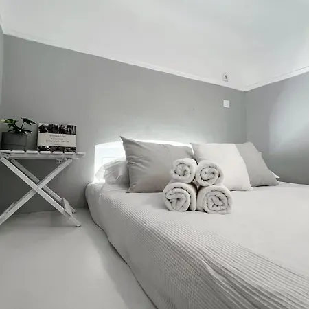 Sunrise Getaway W Sea Views Holiday home *